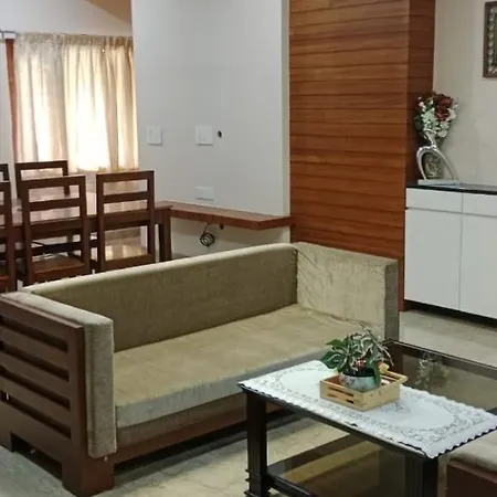 May Flower Residence